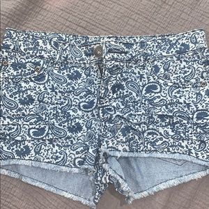Paisley denim short- US 24.